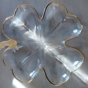 Vintage 4 Leaf Clover Shamrock Clover glass serving tray